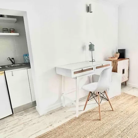 Apartment Cozy One-bedroom In Alfama By Lisboafama