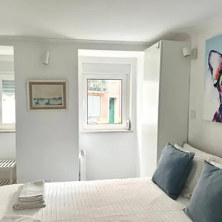 Apartment Cozy One-bedroom In Alfama By Lisboafama