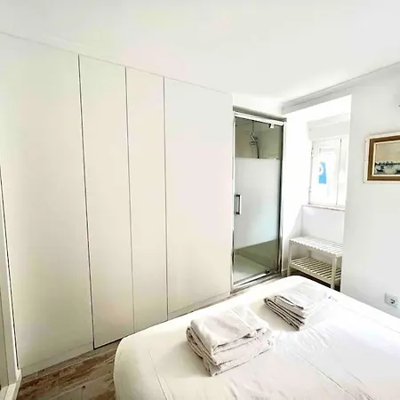 Cozy One-bedroom In Alfama By Lisboafama Apartment *
